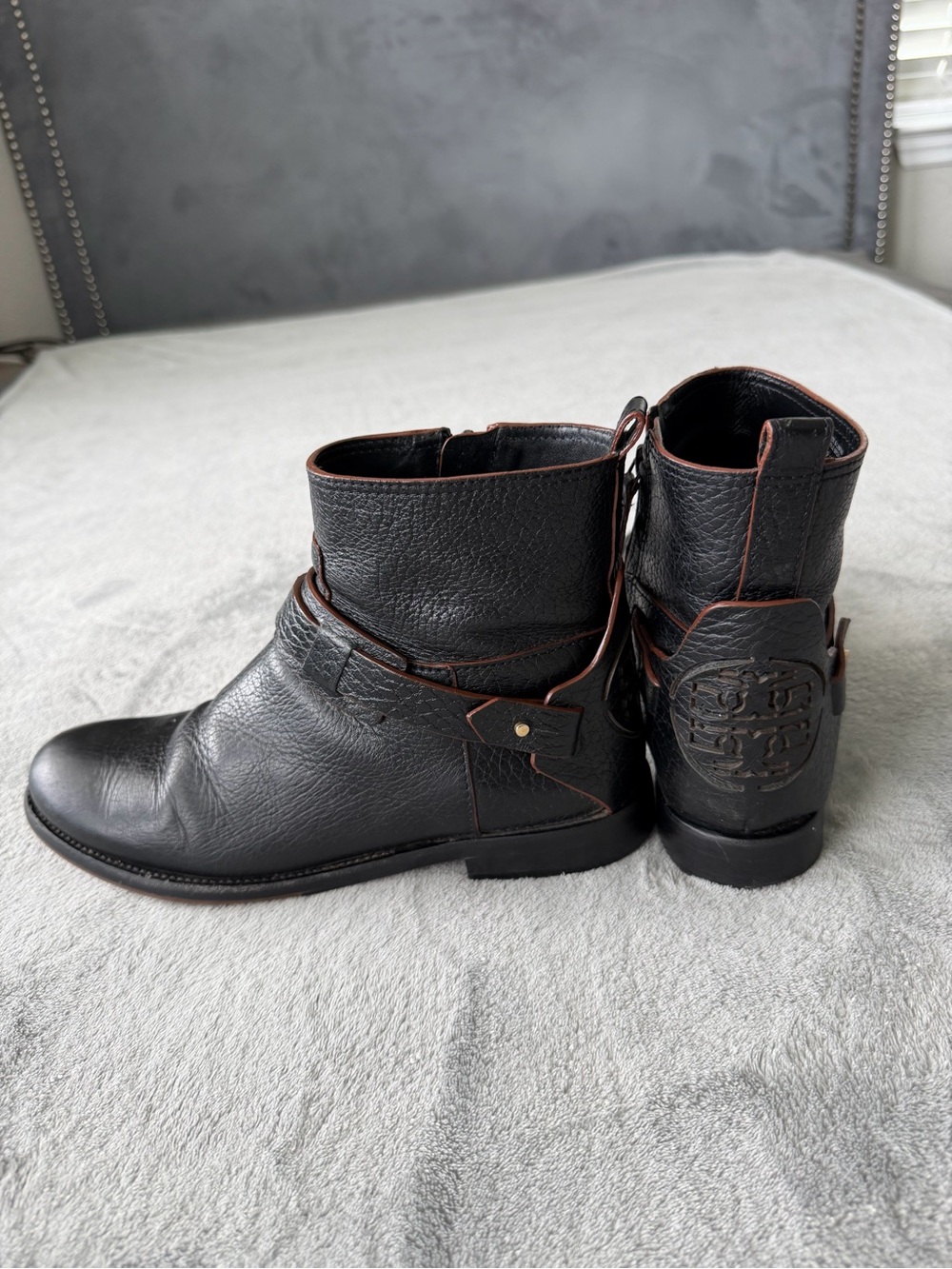 Tory Burch Black Leather Ankle Boots with Brown Trim